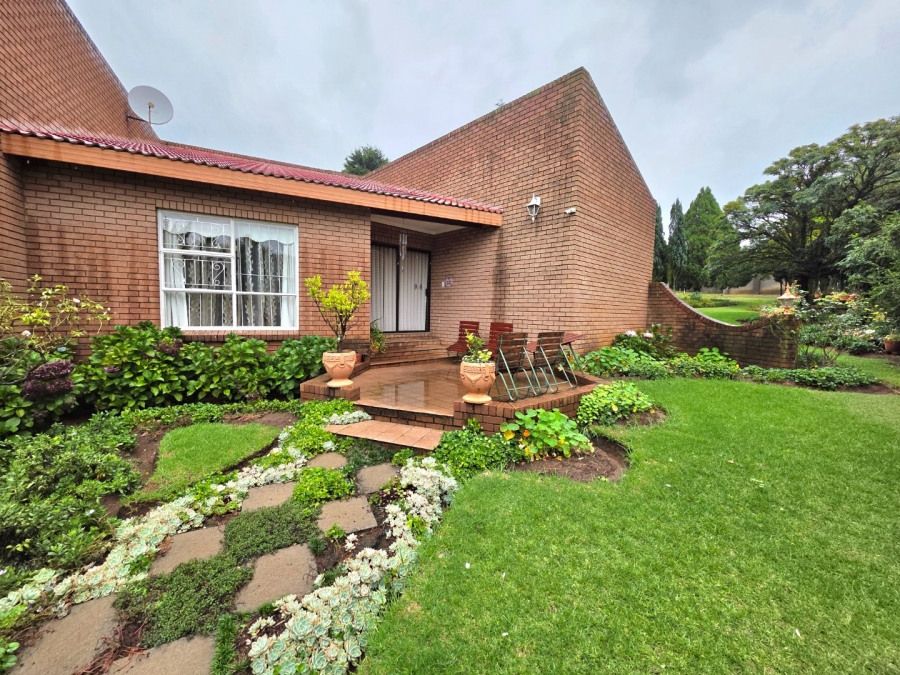 To Let 4 Bedroom Property for Rent in Reitz Free State
